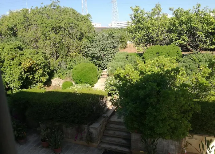 The Orange Groove 3* Bari